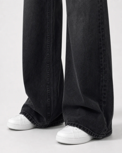 Wide Leg Low Waist - Washed Black