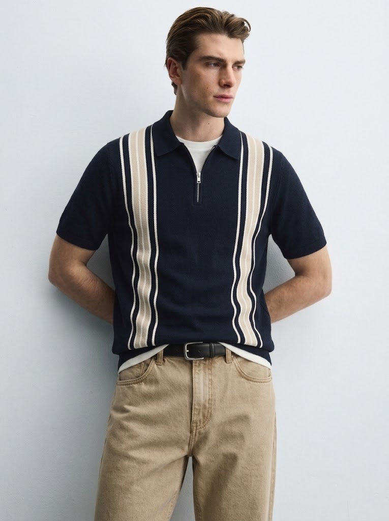 RELAXED STRAIGHT JEANS