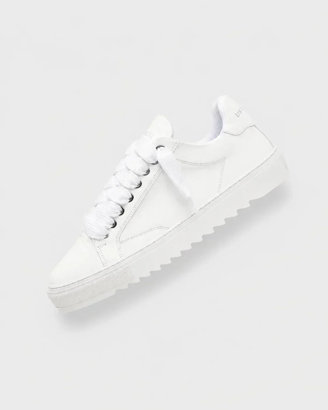 NUM SNEAKER