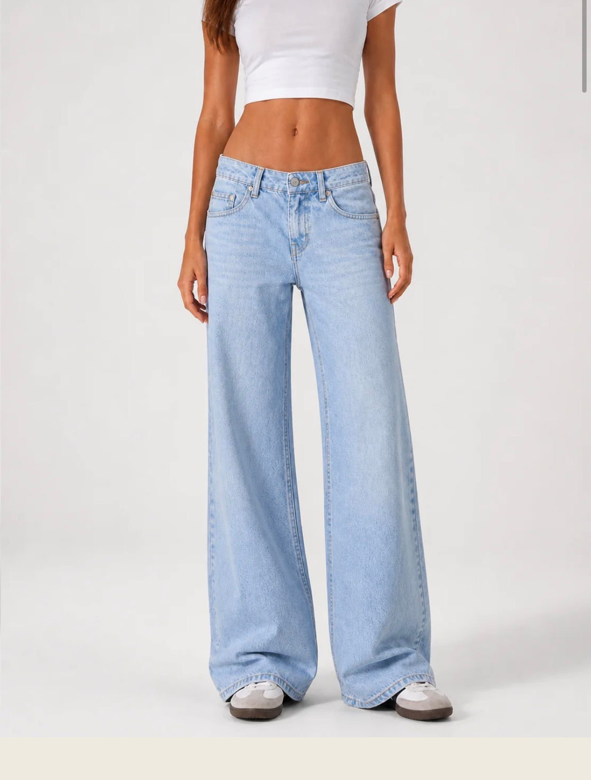 Wide Leg Low Waist - Baby Blue