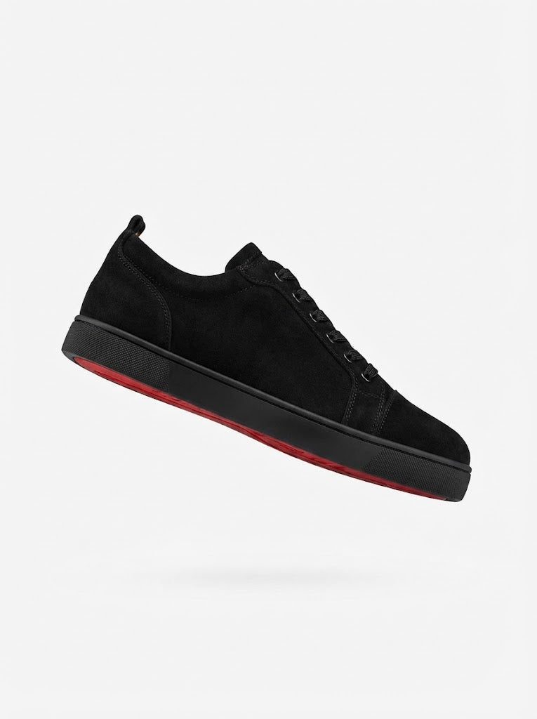 SUEDE SNEAKER